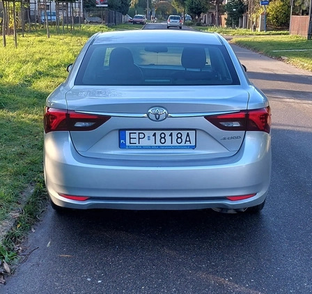 Toyota Avensis cena 49000 przebieg: 218800, rok produkcji 2016 z Olsztyn małe 79